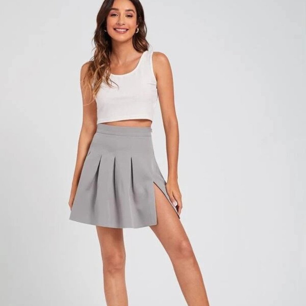 Split Hem Solid Pleated Skirt